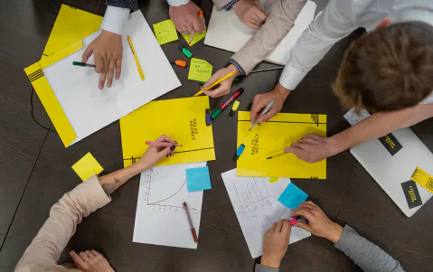 Sales Agency — strona B2B edukująca klientów w procesie sprzedaży